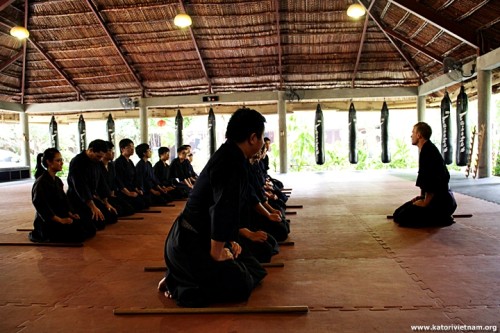Katori Kenjutsu training Shobukan Vietnam