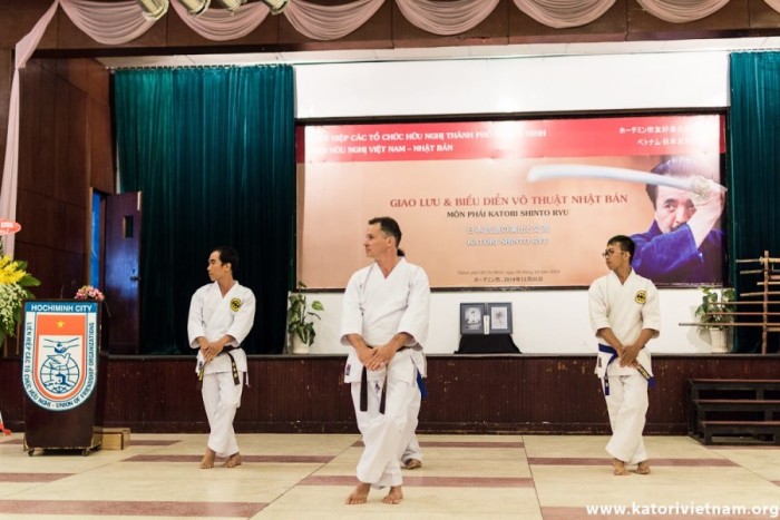 Kenjutsu, Kendo, Karate, Iaido and Aikido A performance of Karatedo from Micheal Kloesser sensei and Seibukan Vietnam